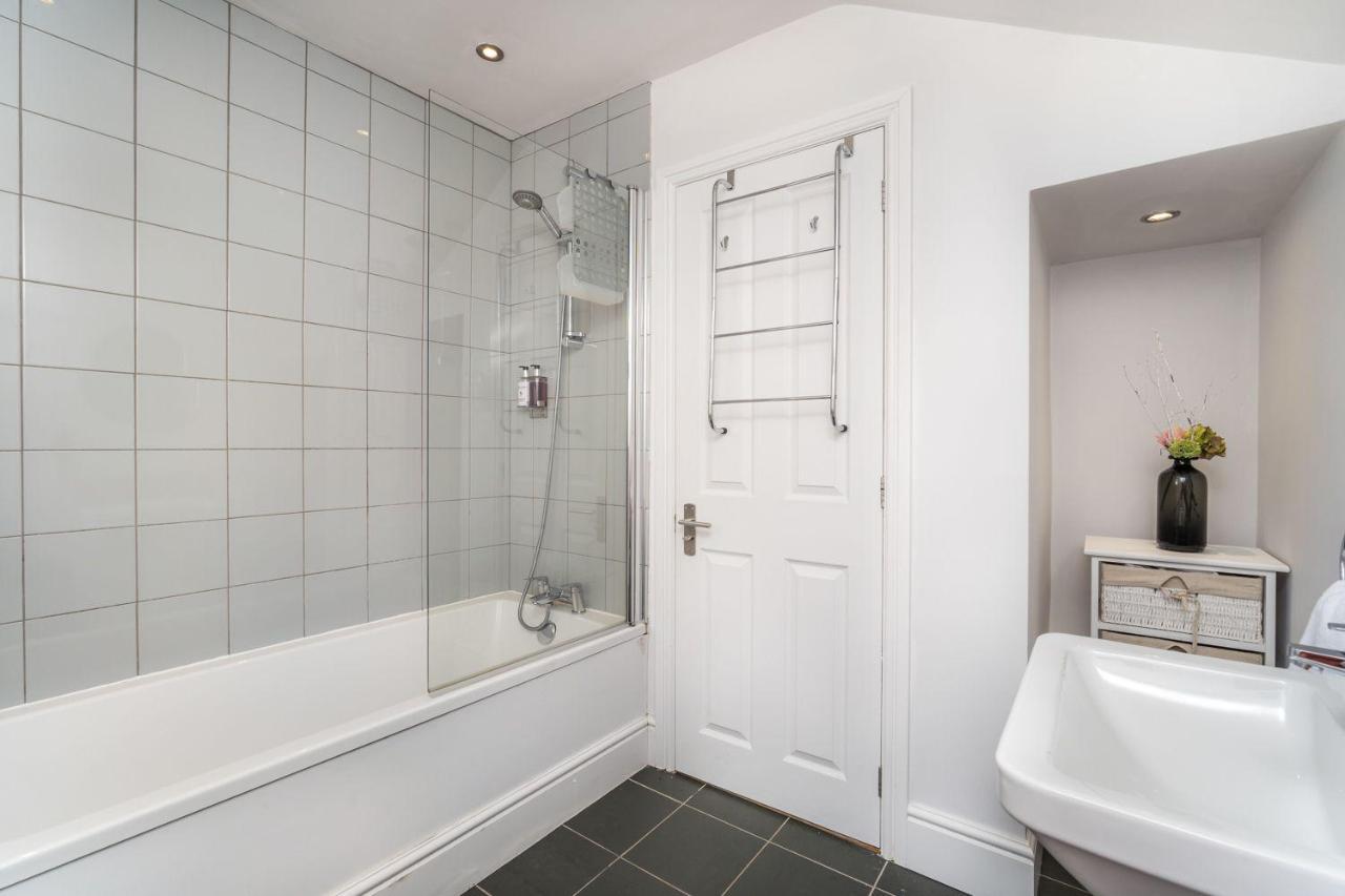3 The Townhouse Villa Кесвик Екстериор снимка